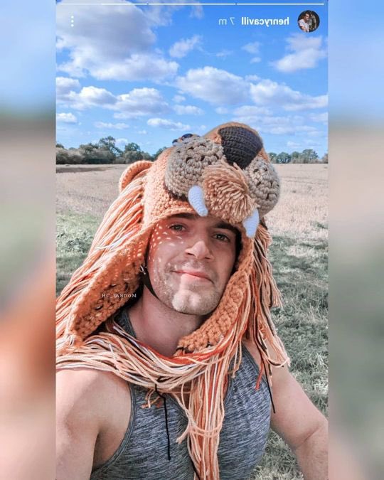 #HenryCavill