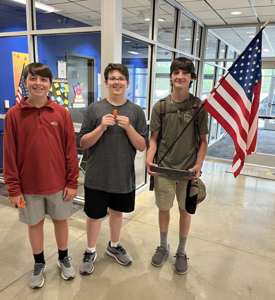 East End Middle School tweet media