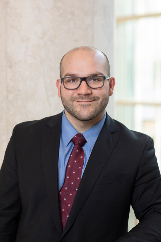 MayoGradSchool's tweet photo. #meetthegraduates
Justin Maroun, M.D., Ph.D.
Speciality: Surgical Oncology
M.D./Ph.D. student
✔️ Worked as a vet tech and became fascinated with viral diseases
✔️ Worked in a lab on coronavirus models (SARC-CoV-1) in 2003
✔️ Worked/interested in translational research https://t.co/XgpA41gBXK