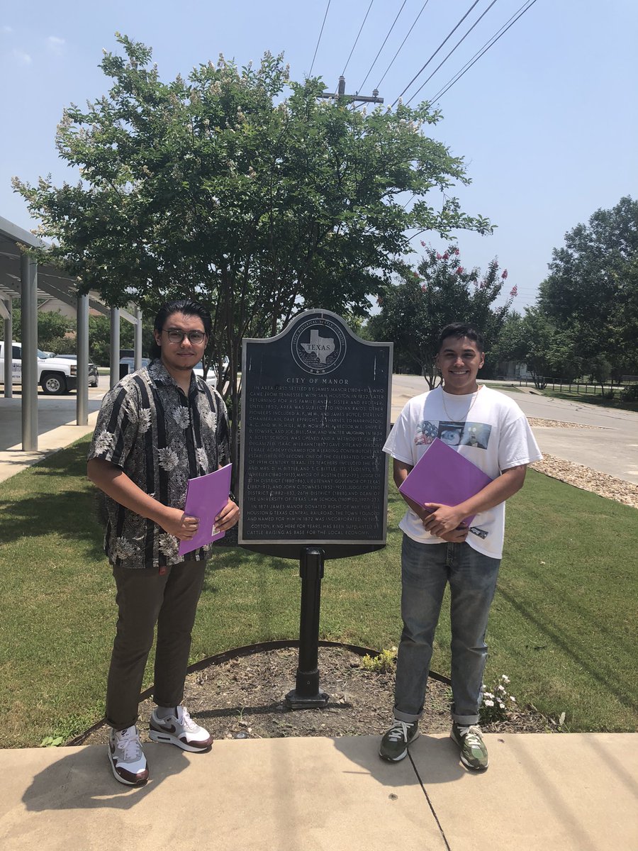rubyoram's tweet photo. My students from HIST 3368A (Intro to Public History) shared their research on the Hayden Springs Freedom Colony in Manor, TX for the Travis County Historical Commission today :) @TXSTHistory https://t.co/SBlFvJQMYR