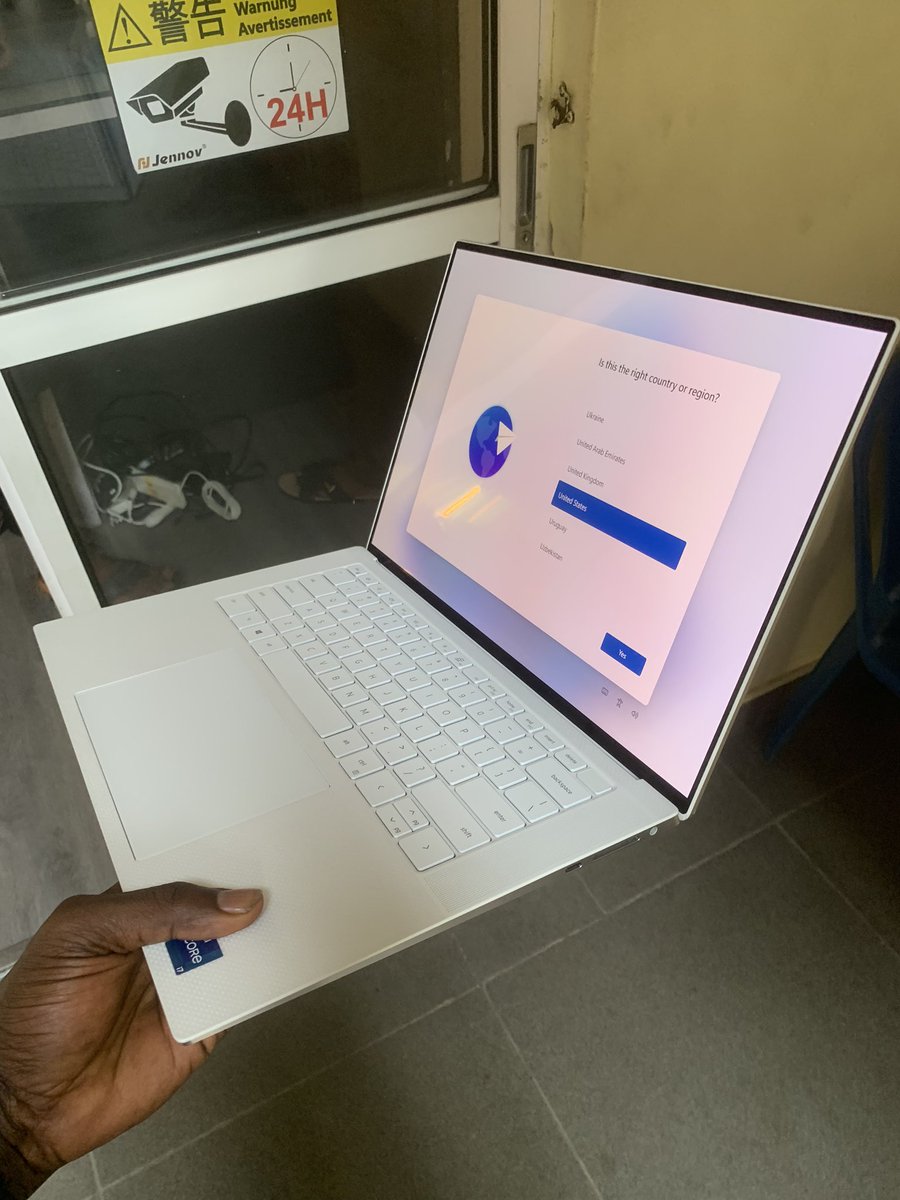 world94321's tweet photo. @DanielRegha @ESPNUK Grade A+ Dell XPS 15 9510,2.30GHz 11th Generation Intel Core i7-11800H 8-Cores up to 5.0GHz,16GB Ram,1TB SSD Storage,15.6-inch Touchscreen 4K Display,4GB Nvidia RTX 3050 Ti,Finger Print,FaceID,Backlit Keyboard,Windows 11 for N920,000. https://t.co/KJtg1d9XMX