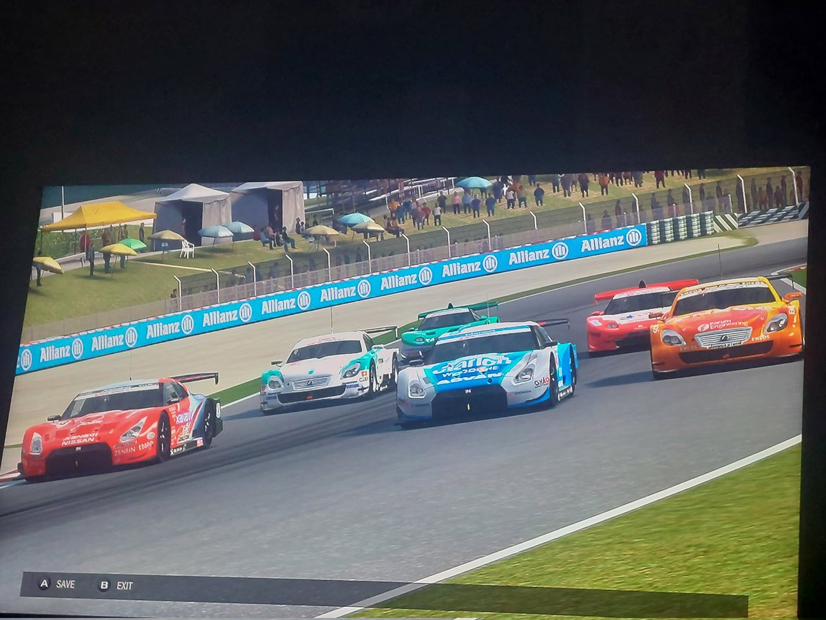 DDM Westie tweet media