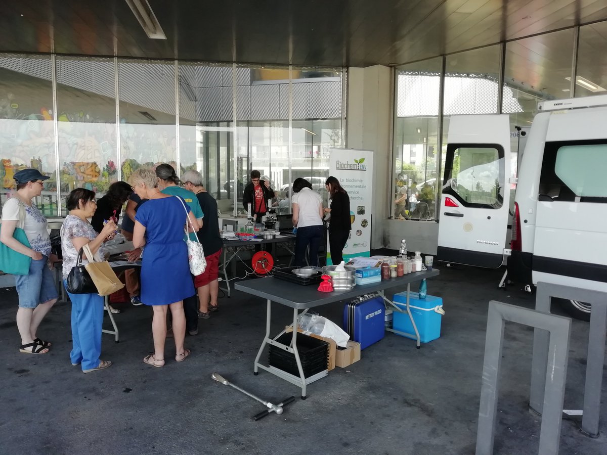 INRAE_BIOCHEM's tweet photo. @INRAE_BIOCHEM @INRAE_ECOSYS  participe aux rencontres fertiles autour de l'agriculture en ville https://t.co/wVToRiJIH5 https://t.co/xirvHkwl9k