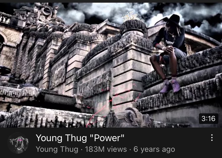 LAxFLAME's tweet image. 2015 Young Thug had me in a chokehold