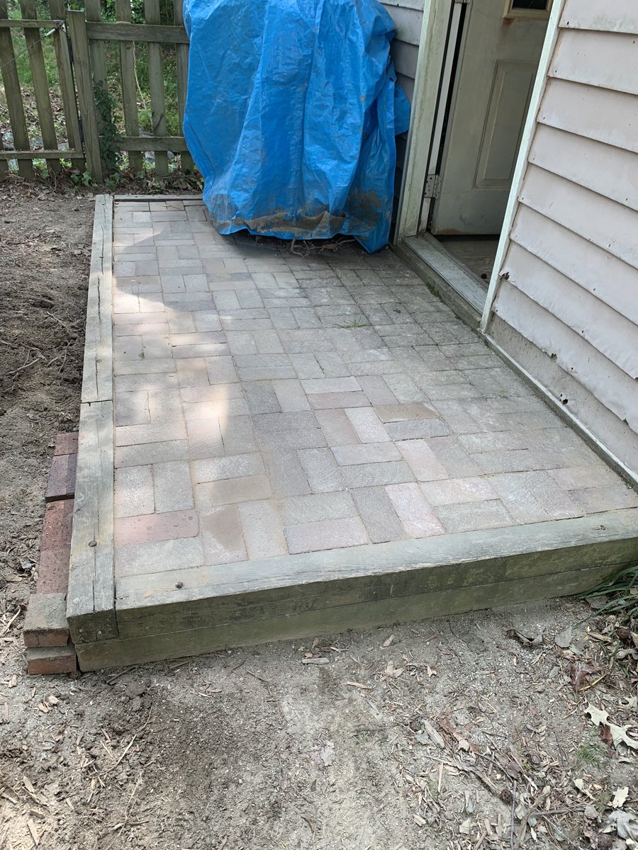 RosaDiaz2000's tweet photo. Our shed’s porch was damaged by a fallen tree and needed fixing. Took a day of work in the intense heat, but was worth. And all done singlehanded by this handywoman. #rosadiaz 
#onerocketmom https://t.co/zh7sJKhVaY