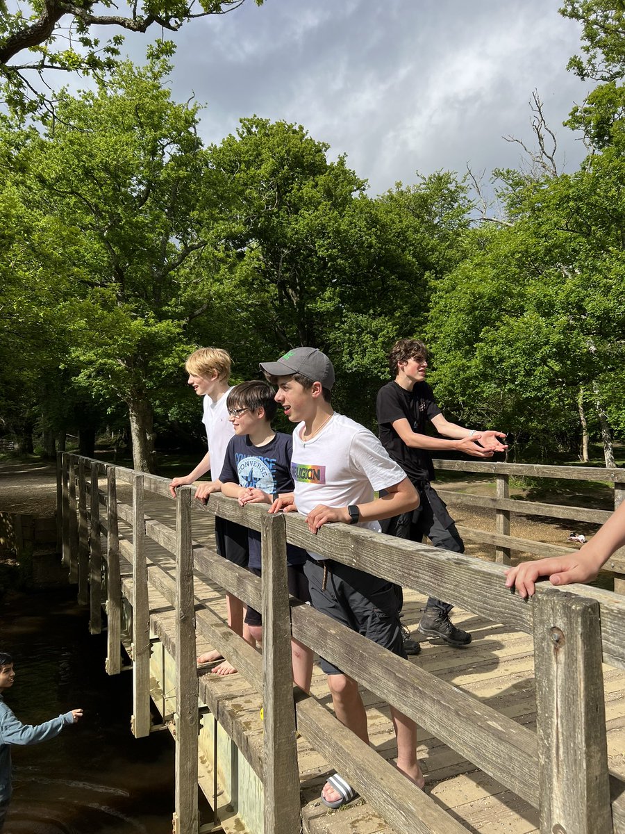 FBS_Sport's tweet image. Day 2 of @DofELondon Bronze Expedition finished in @NewForestNPA 

🏕64 boys completed their Bronze Award 

🍝 Pesto pasta and noodles galore 

🗺☀️ Rosy cheeks and sore feet after some brilliant weather and enterprising navigation today 😬 

Well done, gents and onto silver!