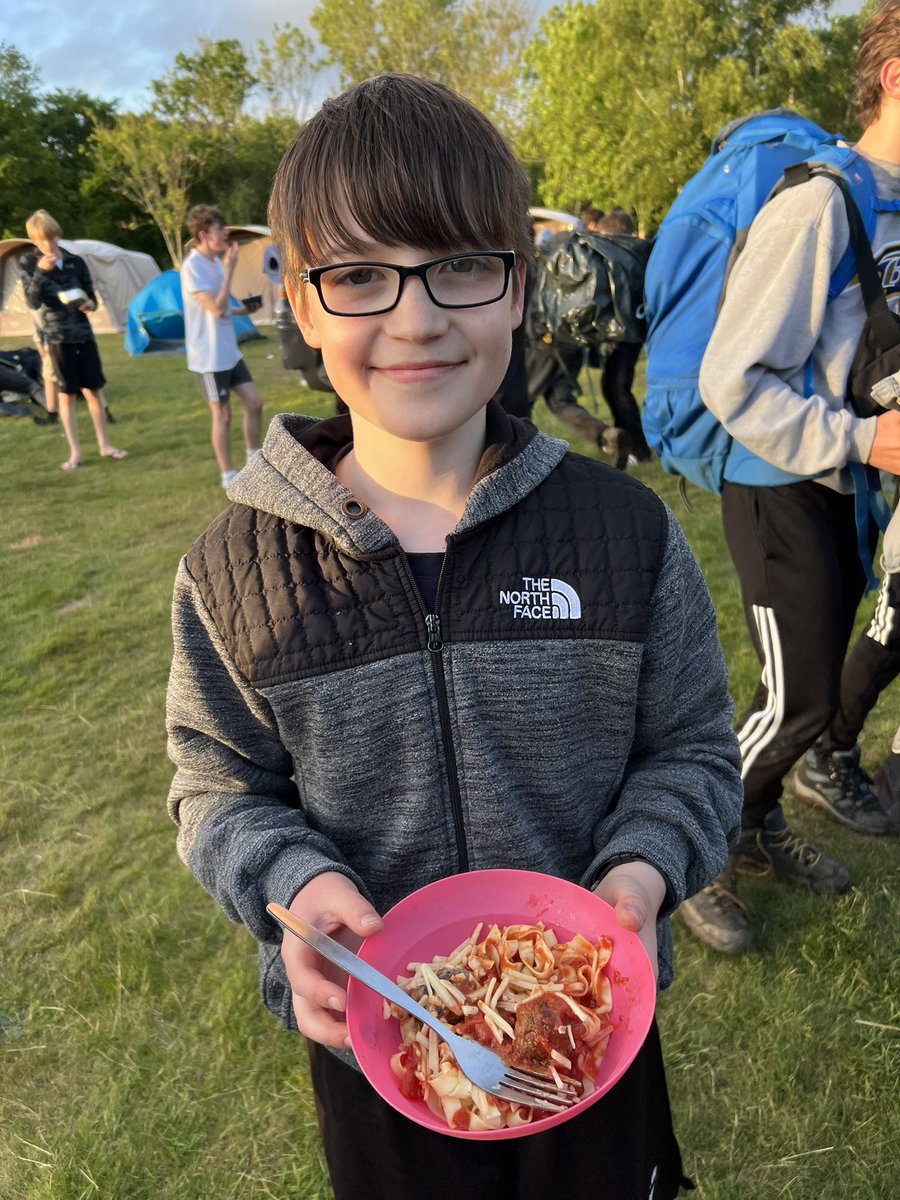 FBS_Sport's tweet image. Day 2 of @DofELondon Bronze Expedition finished in @NewForestNPA 

🏕64 boys completed their Bronze Award 

🍝 Pesto pasta and noodles galore 

🗺☀️ Rosy cheeks and sore feet after some brilliant weather and enterprising navigation today 😬 

Well done, gents and onto silver!