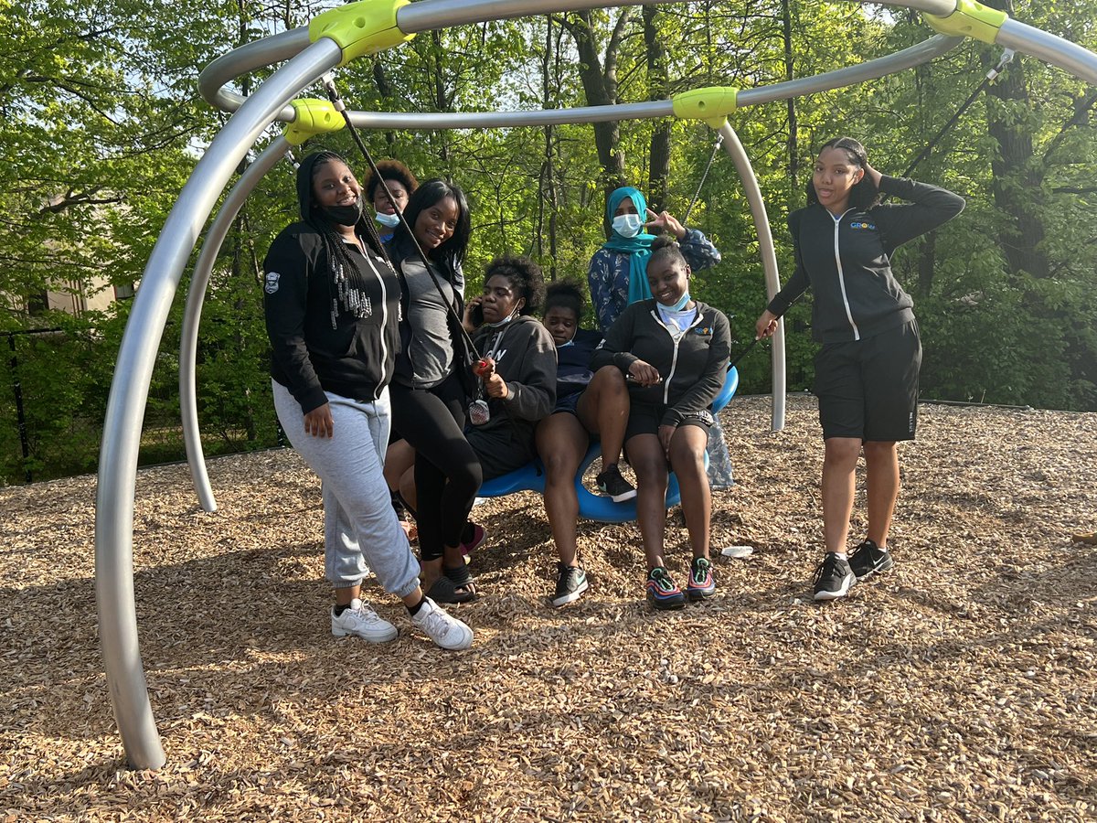 GROWmentorship's tweet photo. Our girls got moving yesterday in the GLC kickball tournament! 8 girls teams all having friendly competitive fun, summer is looking exciting! This is community. you GROW girls! City collaboration #coachKerline #Gallivan #ErickaB https://t.co/7cgbJSwhqn