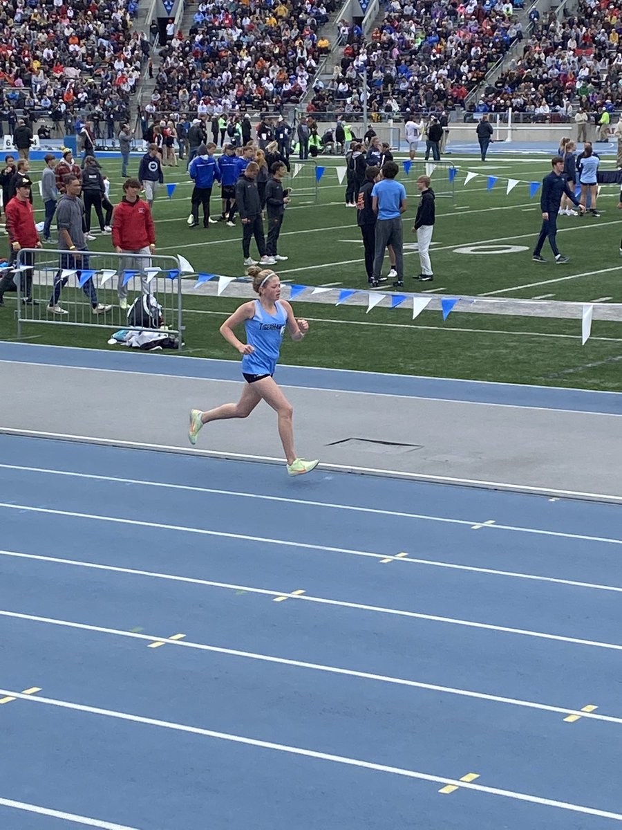 Braelyn Meyer for NFV placed 18th in the State 2A 1500 with a time of 5:12.42.