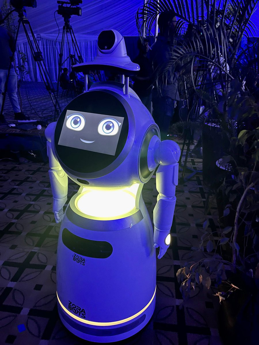 #Rwanda Murakozi &amp; Murabaho for now, wrapped up a fantastic wk announcing pan-African HQ of #timbuktoo coming to #Kigali &amp; 1st amazing #timXKigali event,robots &amp; all! Thk u <a href="/PaulKagame/">Paul Kagame</a> <a href="/RwandaICT/">Ministry of ICT and Innovation | Rwanda</a> <a href="/RwandaFinance/">Ministry of Finance & Economic Planning</a> <a href="/RDBrwanda/">Rwanda Development Board</a> for incredible partnership. Stay tuned! #startups #Africa