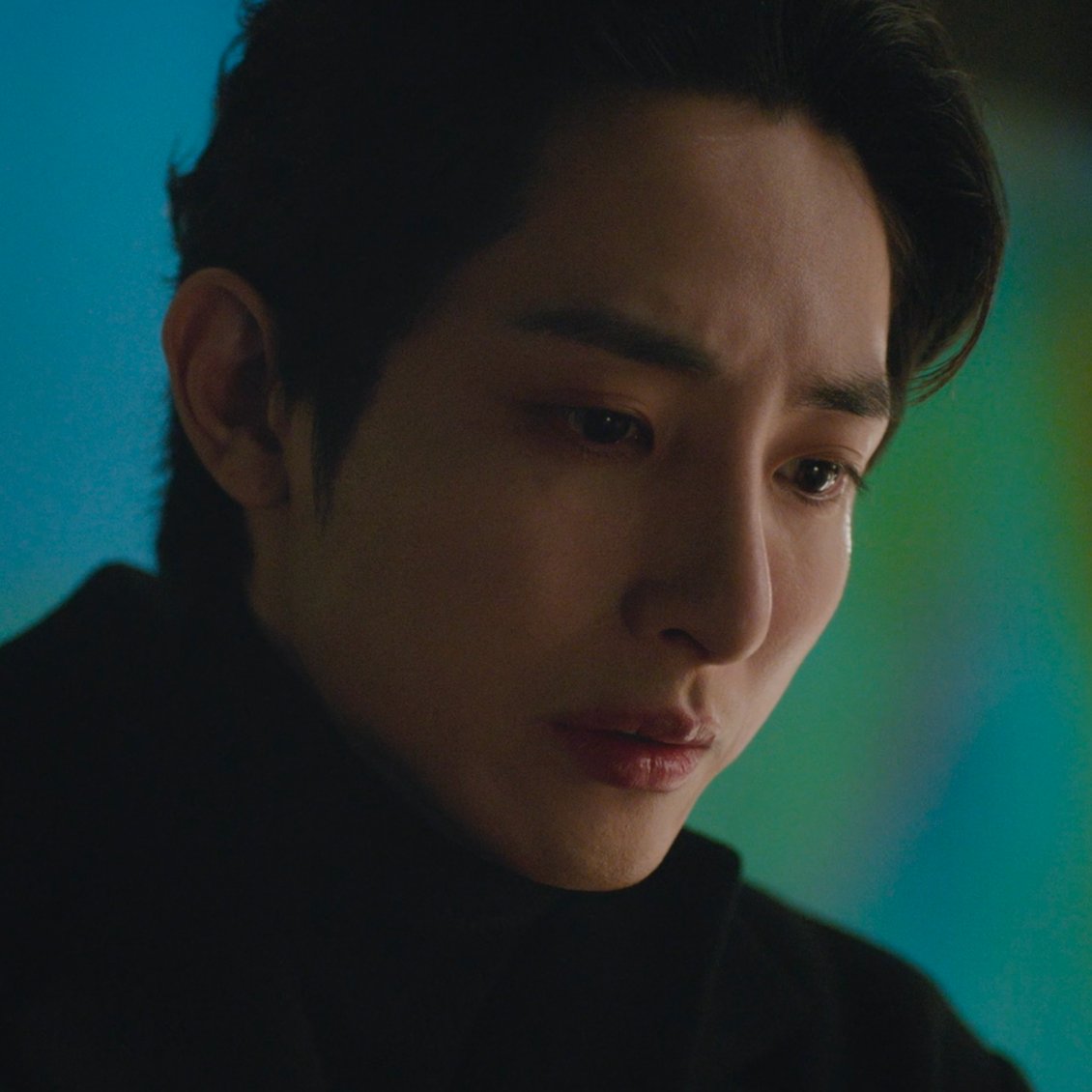 cicelysalaska's tweet photo. her face when she sees him again vs his face when he remembers everything....../i'm/ in hell #Tomorrow #TomorrowEp16 https://t.co/grXcLPPcFj