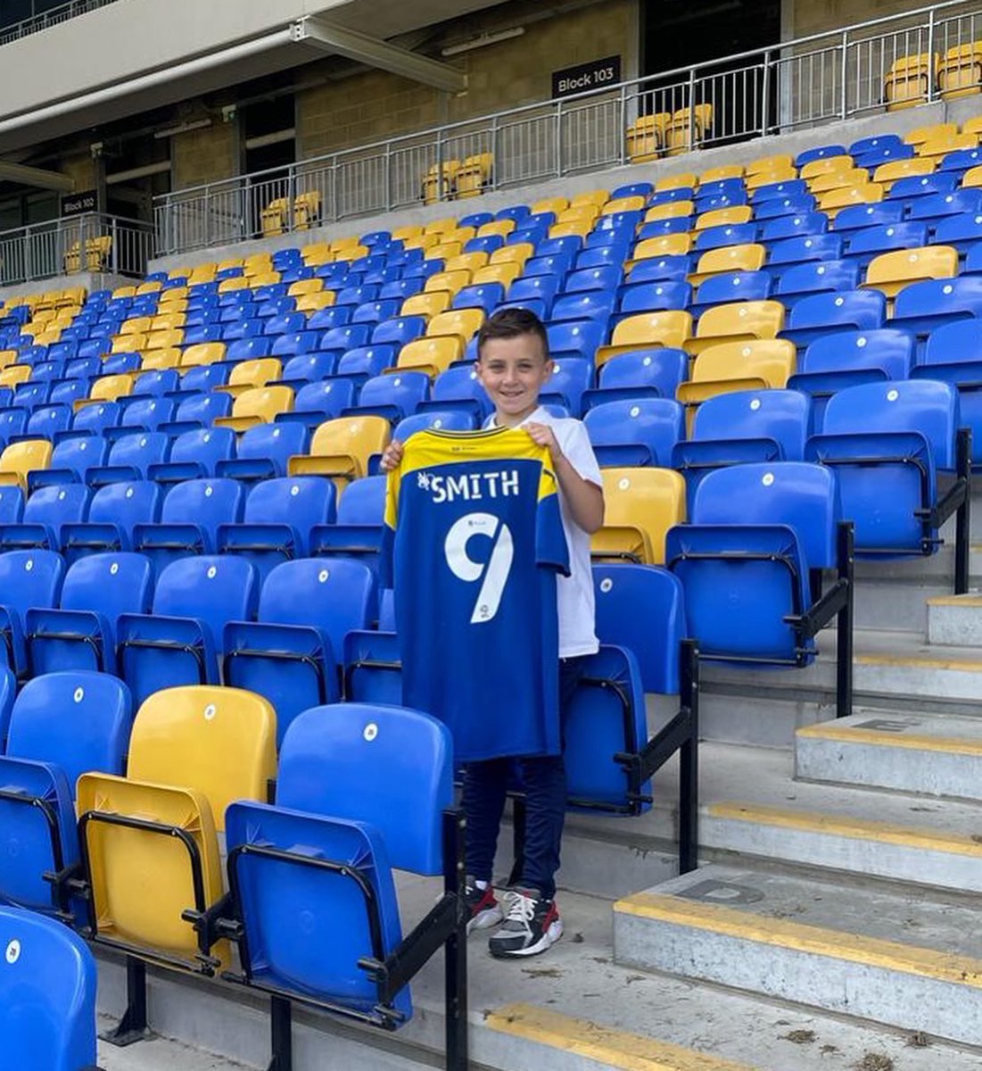 FlairSportsAcad's tweet photo. PROFESSIONAL SIGNING! 🖊⚽️

A big congratulations to Finley who today signed for @AFCWimbledon u9s!

A fantastic achievement, we are so proud of you! 

Keep up the good work 🧡

🔶 Educate • Motivate • Inspire ◾️ https://t.co/U3HYmrVuAd
