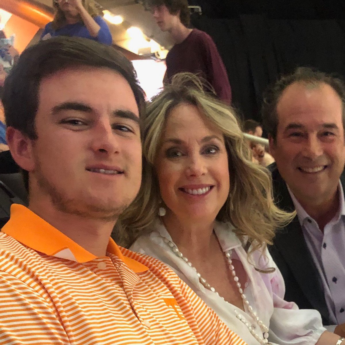 ❤️❤️❤️Proud brother, mom and dad of the amazing Giana Pellizzon! Congrats Giana - you did it! 🥳🥳🥳 #UTGRAD2022
