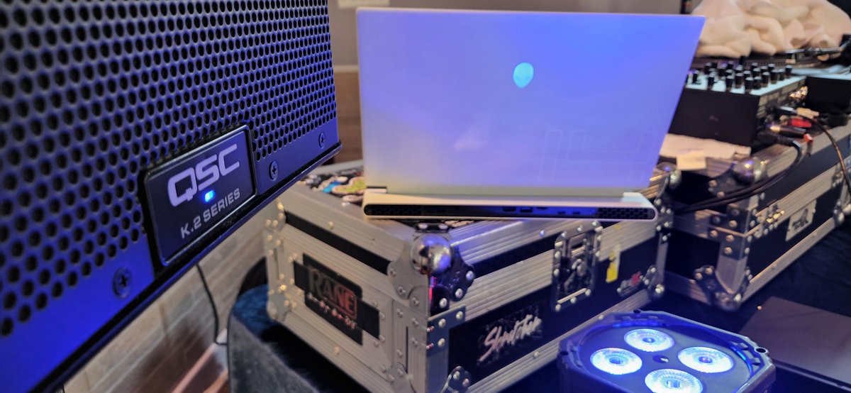 DjSWOOSHnj's tweet photo. 1.5lb Lighter is alot for the Power In the Hood!! Thank You @Alienware You Guys Never Let Swoosh Down!
.
Running 17 Years Strong 👽😉✅️
#djswooshnj #djswooshapproved #Alienware #alienwarex14 #weddingflow @QSC #qsc #qsck122 We Are Ready.... Clean Words and Clean Thump!! 🎶🎵🎶 https://t.co/Ehf3K5Fh8I