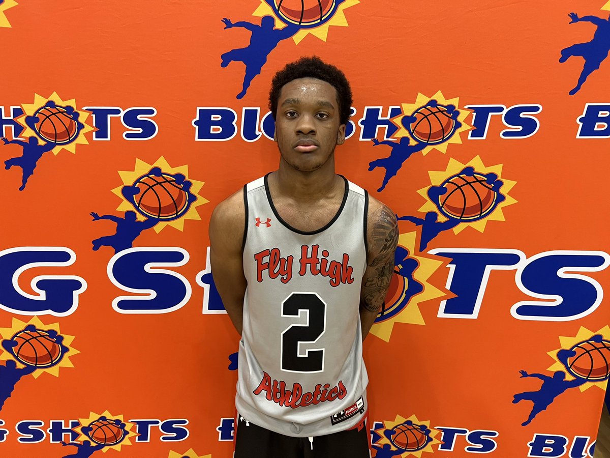 BigShotsGlobal's tweet photo. #BIGSHOTS #RiseMayMadness 
17U

Fly High 91
2 Derrick Teely 24
4 Will Bland 21

Big Shots 59 https://t.co/0wtIiXMVhL