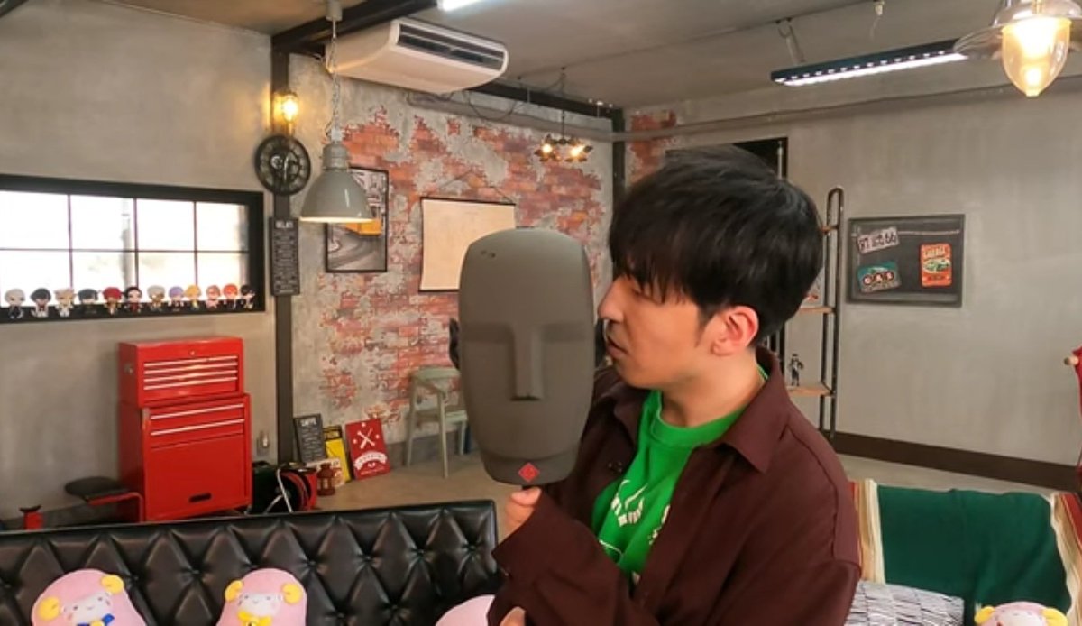aleywhitespace's tweet photo. Sumi Shinya brainrot all the way thanks to the bonus clip of the boys and the full version of the It's My Party music video! 💚😭🥺
🐏#Bonussegment #obeyme https://t.co/aAbTu7qQbk