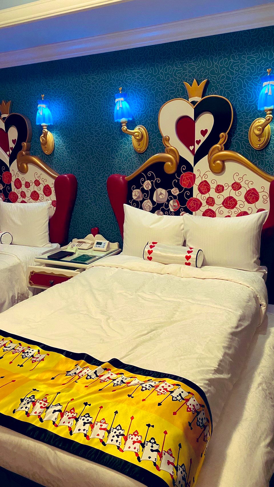 Jj Love ディズニーランドホテルのアリスのお部屋 めちゃくちゃかわいかった 東京ディズニーランドホテル ディズニーふしぎの国のアリスルーム T Co Oaprjt47sd Twitter