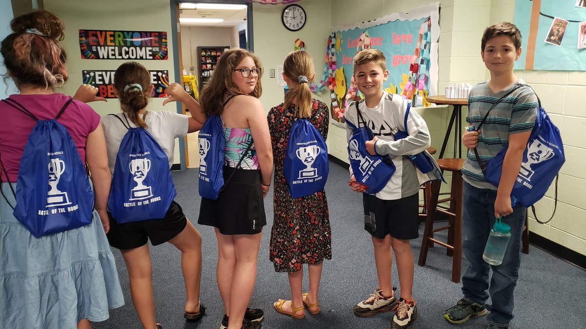 Library_PVMS's tweet image. Elementary Battle of the Books rounds are complete! We anxiously awaiting results on Monday and look forward to our Zoom with author @LynMullalyHunt #spslib