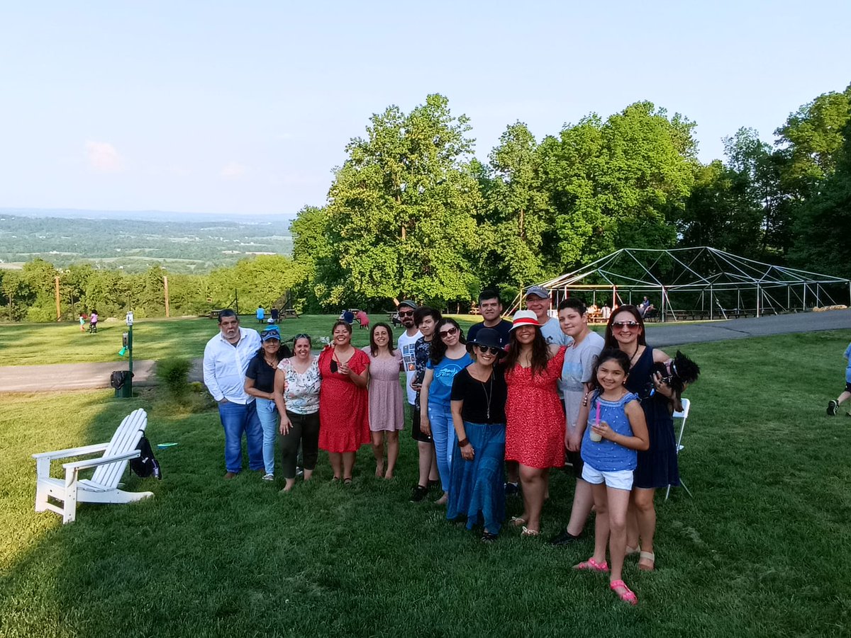 licanag's tweet photo. What a fantastic way to connect with other Ambassadors and their families! Sharing and laughing a lot! Thank you to all of you for being there today!What a great meet up! @ParticipateLrng @MicheleMacumber #UnitingOurWorld #ConnectionCoordinator @pattyacugna7 @LuciaMeca3 @Aidafher https://t.co/gbLgMUs1U5
