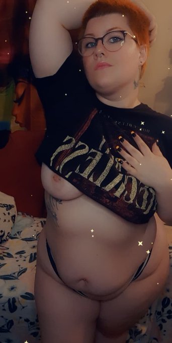 ꨄ︎ 𝓟𝓲𝔁𝓲𝓮 & 𝕍𝕒𝕥𝕚 ꨄ︎ -🔞- - another of my favorites #bbw #onlyfans #couple #linkinbio #piercings https://t.co/Do1EiMl3pt