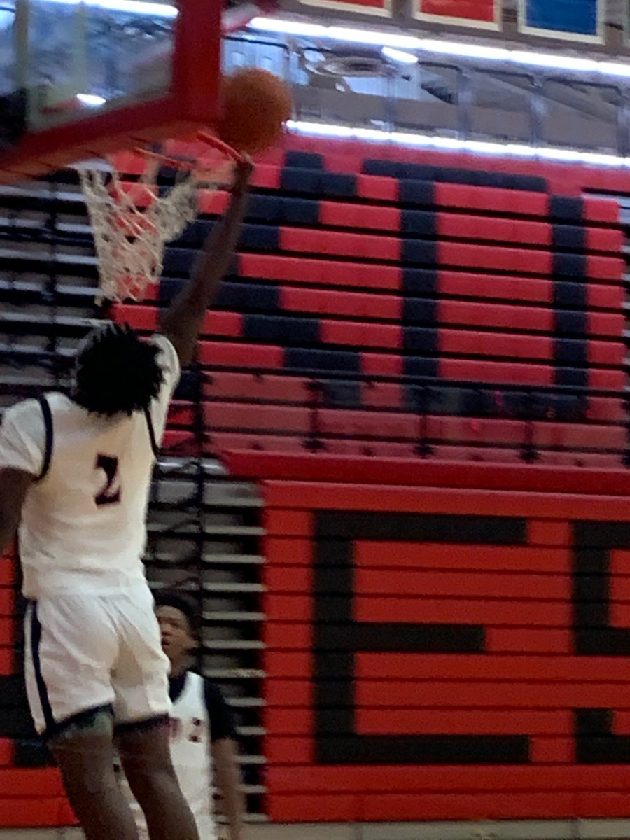 JacobyBell2024's tweet photo. Dunk after Dunk after Dunk!!! #family2 AAU!!! We go hard! We play hard! #onimpactrecruitingservices #ncsa https://t.co/si85Ch3iaw