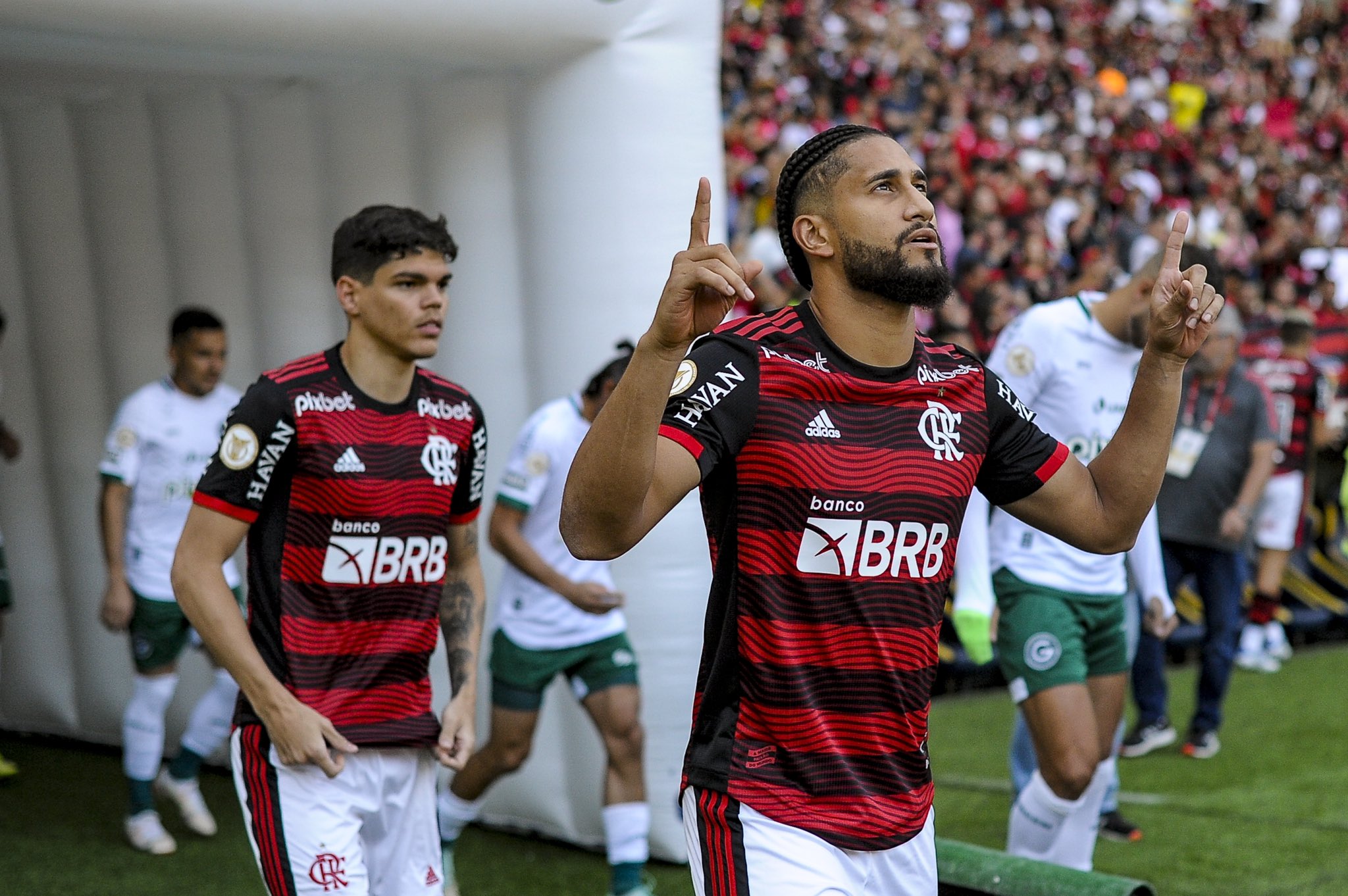 Não assistiu ao jogo? Leia aqui o resumo e ficha técnica da partida entre Flamengo e Goiás pelo Campeonato Brasileiro