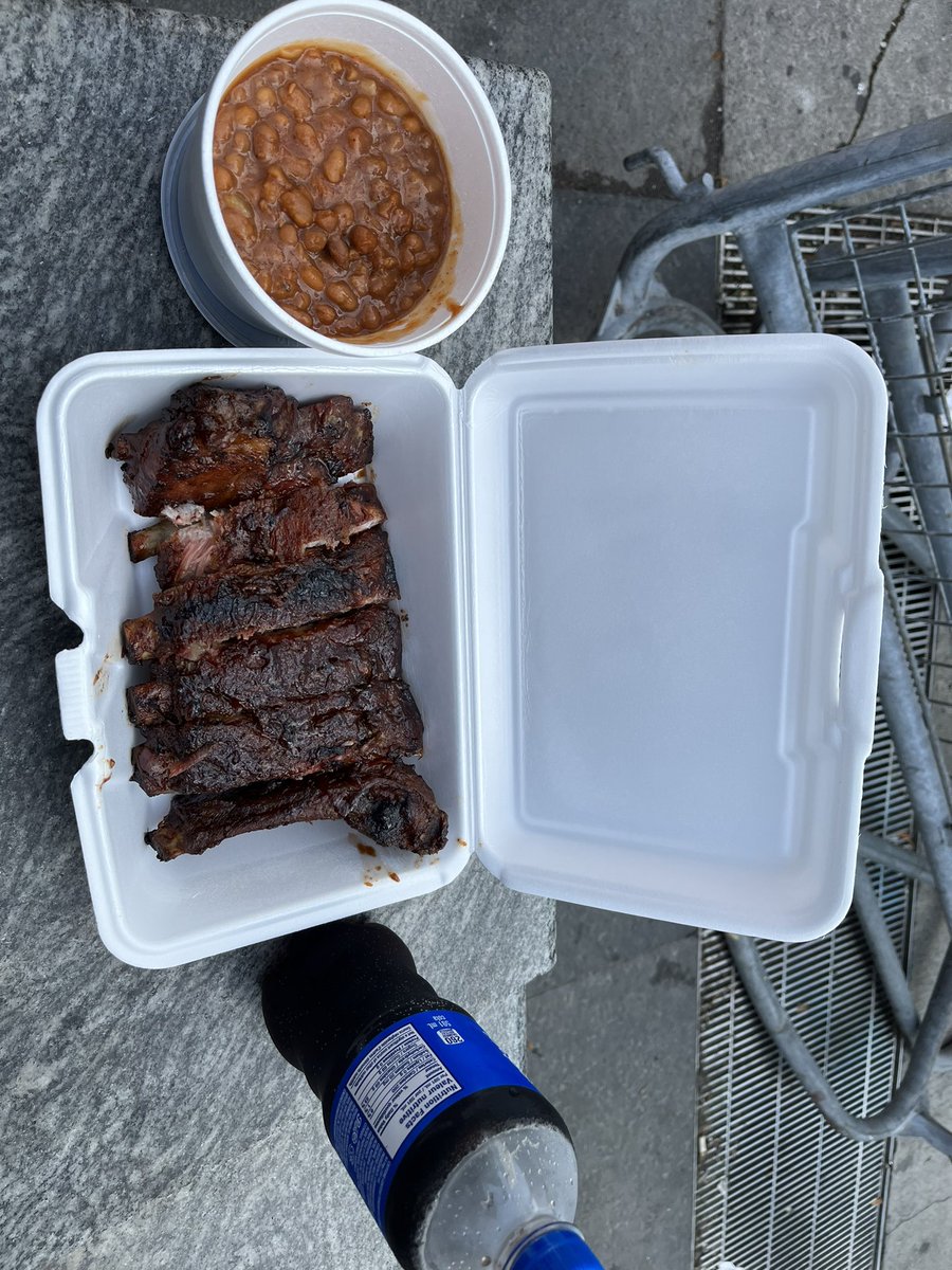 test Twitter Media - Downtown TO ribfest. https://t.co/PmO9s7kWqB