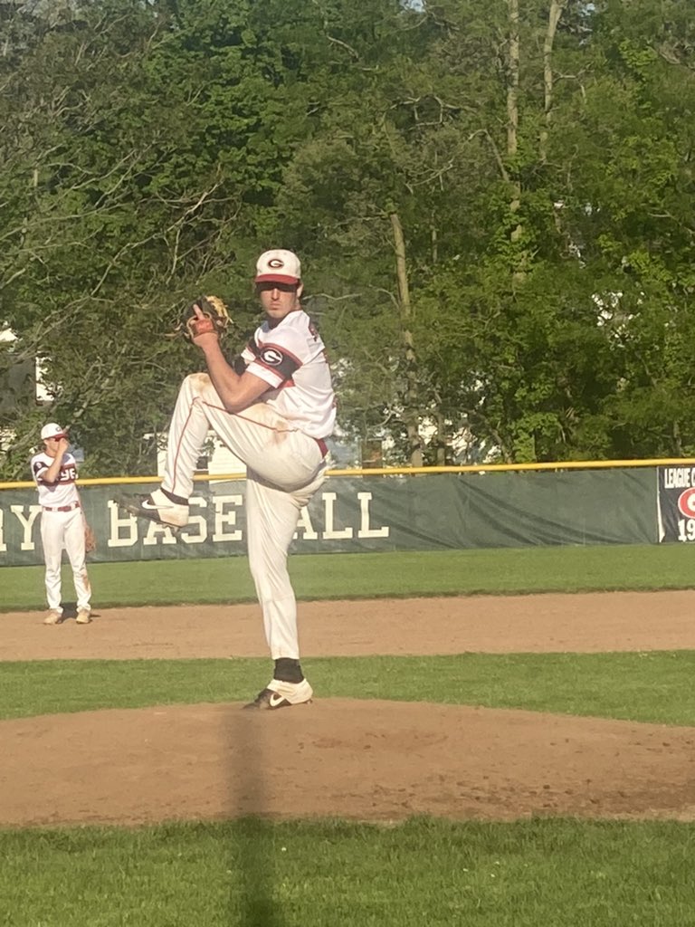 RyeAthletics's tweet photo. Surhoff enters for Rye replacing Griffiths on the mound top of SIX 1-1 https://t.co/nolBs4h0Xe
