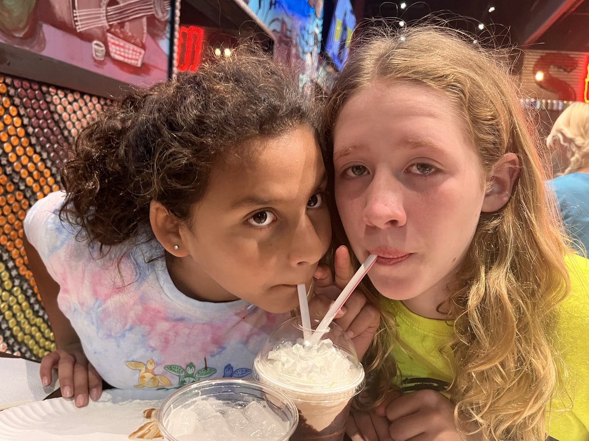 JenRundall's tweet photo. @newfoundglory @XChadballX @cyrusbolooki @PsychoSmoke any idea if the show in Chicago at @TheRivChicago can have kids with a parent?  Our kids would love to go but we can’t seem to get an answer.  Thanks’ https://t.co/yqpmpovIOl