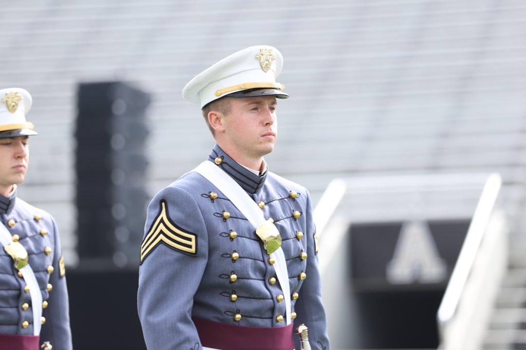 ArmyWP_Golf's tweet photo. Congrats to Tom and Zach on joining the Long Gray Line! 

#GoArmy⛳️ https://t.co/9FvgomKWMq