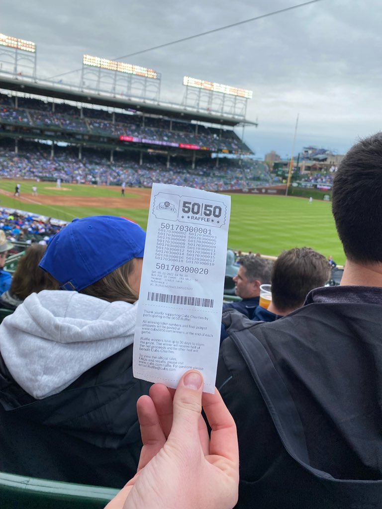 Bags_33's tweet photo. @BarstoolBigCat at my first cubs game. Feeling good about the 50/50 https://t.co/10zQEe2Ygn
