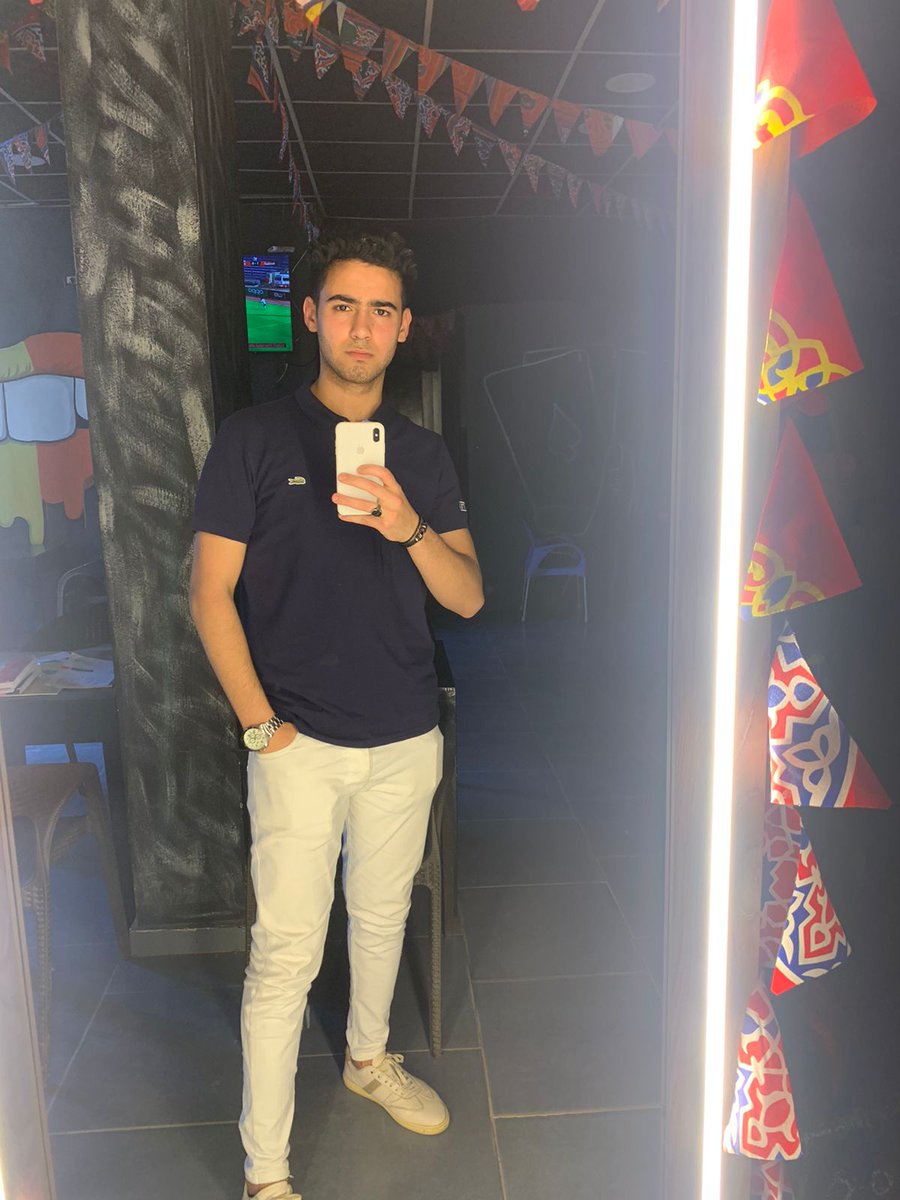 Yousefmansourr's tweet photo. 🖤🤍 https://t.co/1dFnX28jzm