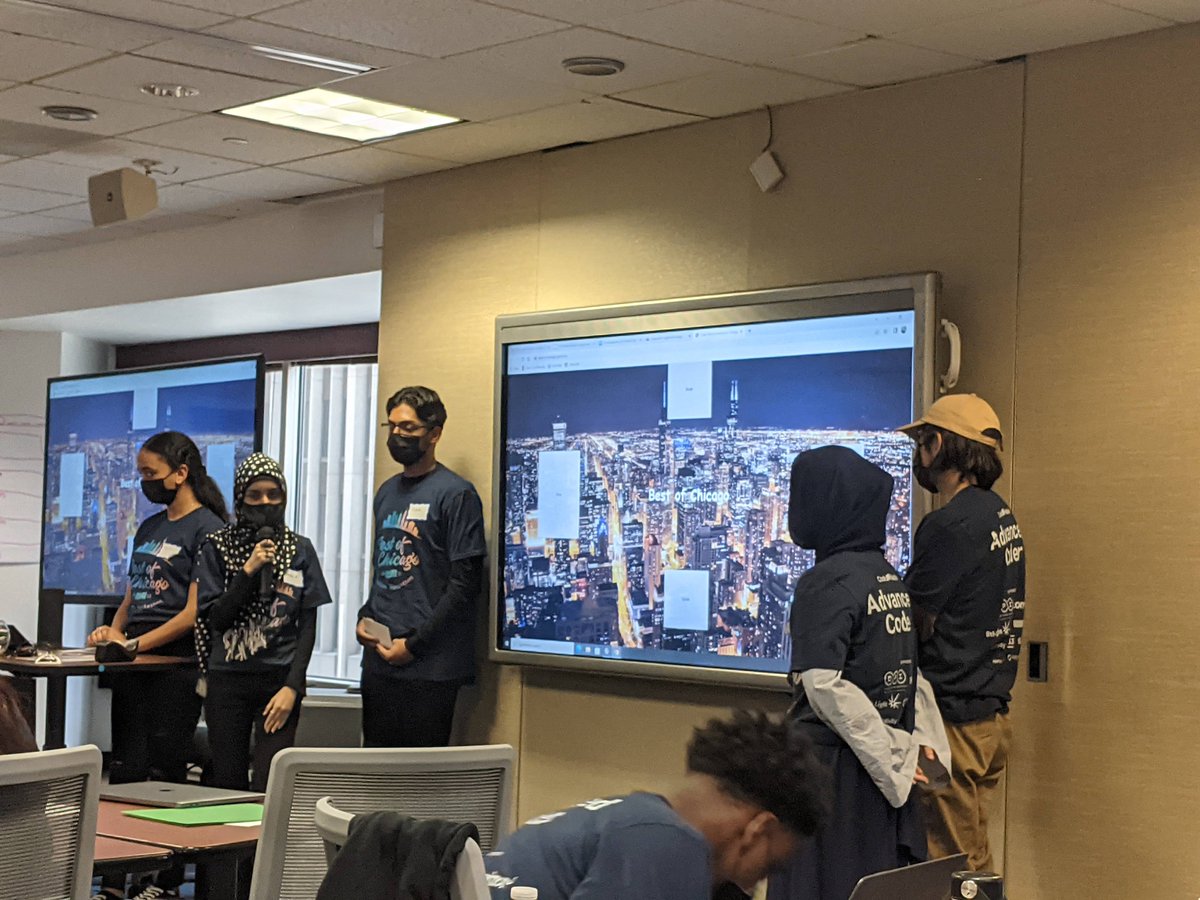 NickiAnselmo's tweet image. Presentation time! Incredibly talented high school students building entire webapps in four hours at the Chicago Hackathon. @itsCodeNation #CNHacks
