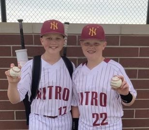 2028NitroGold's tweet photo. Back to back home runs for Evan McDonald and Brogan Lanum in their win over Bedford Select tonight! ⚾️💥Nitro Gold is 2-0 in pool play this weekend! https://t.co/J2Gq7QokIn