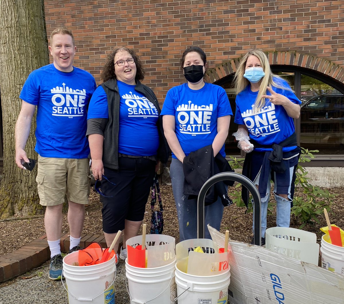 mcnerthney's tweet image. A great day in Lake City! Thanks @MayorofSeattle for bringing folks together. #OneSeattle #DayofService