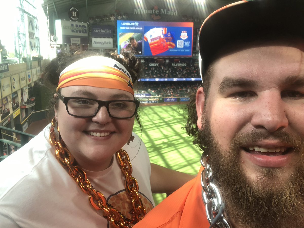 austin_koen's tweet photo. Time for the wife’s first Astros game. BTHO the rangers! #astros #LEVELUP https://t.co/uwM2fARDYo
