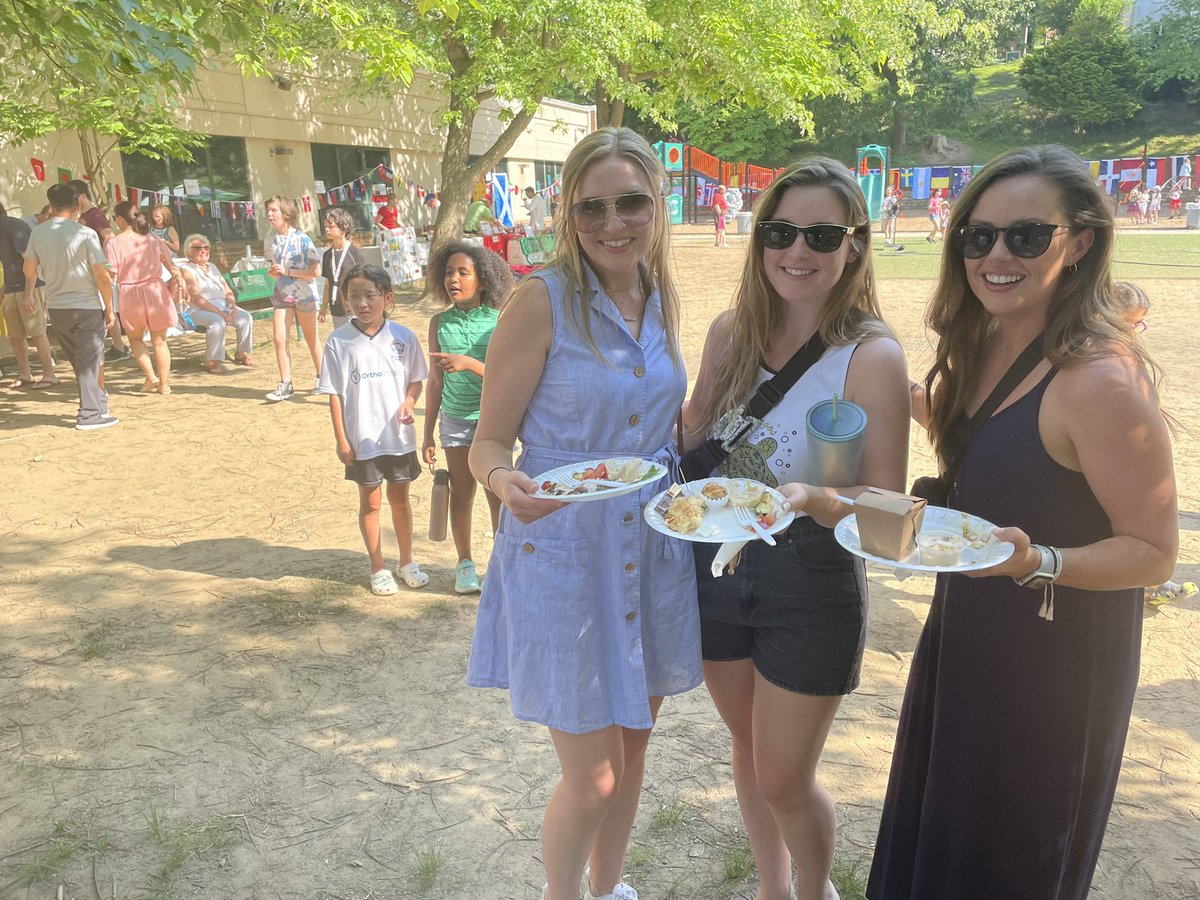 The first International Night at our new building was a resounding success ✨ What a beautiful celebration of our diverse and vibrant ATS family. 🇺🇦🇲🇳🇪🇹