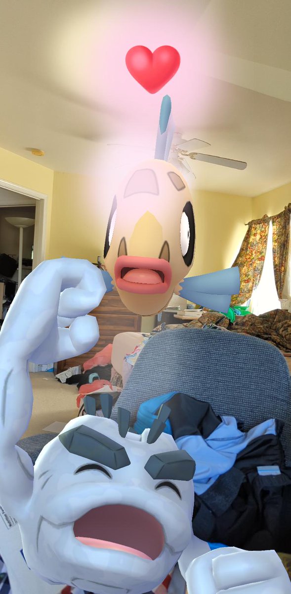 a2_panther's tweet photo. @NianticLabs Thought heat was going to be too harsh, a few shots from home &amp; eatery &amp; a surprise monster appeared! 😊❤️🤣 #PokemonGOCommunityDay https://t.co/b5I8UMSX6J