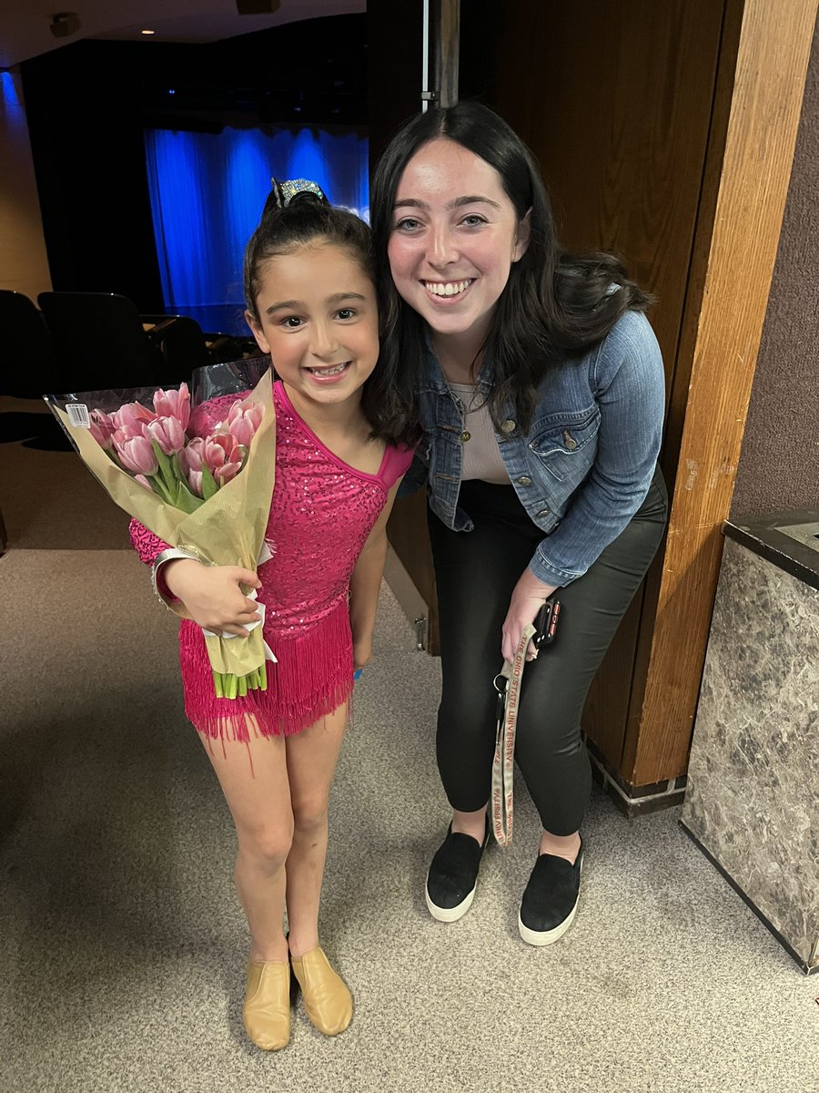JeriFelsenthal's tweet photo. When your teacher comes to cheer you on at your recital it’s truly the best day ever!! Thank you @MissSprowls2021 💕 https://t.co/37ZlHs4mCh