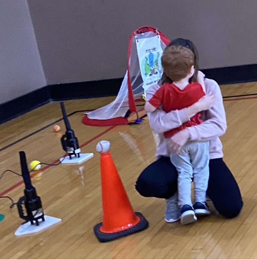 JellyBeanSports's tweet photo. Give Mom hugs & hi-fives. Say thanks for helping me.
#moms #family #buildingbonds #love #thanks #hugs #thejellybeanway #baseballmom
#earlylearningsportsdevelopment #mother #preschooler #jellybeansports https://t.co/YbYoAsy1BI
