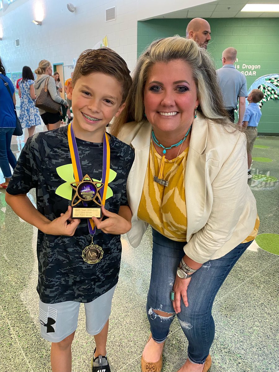 timmyGTI's tweet photo. This is the face of a big 🏆WINNER, and a BIG MATH BRAIN! (his that is…. not mine) #WGESMathTeam @WGESdragons @Carrollisd #differentation #theGrove https://t.co/rW6Olz2UZo