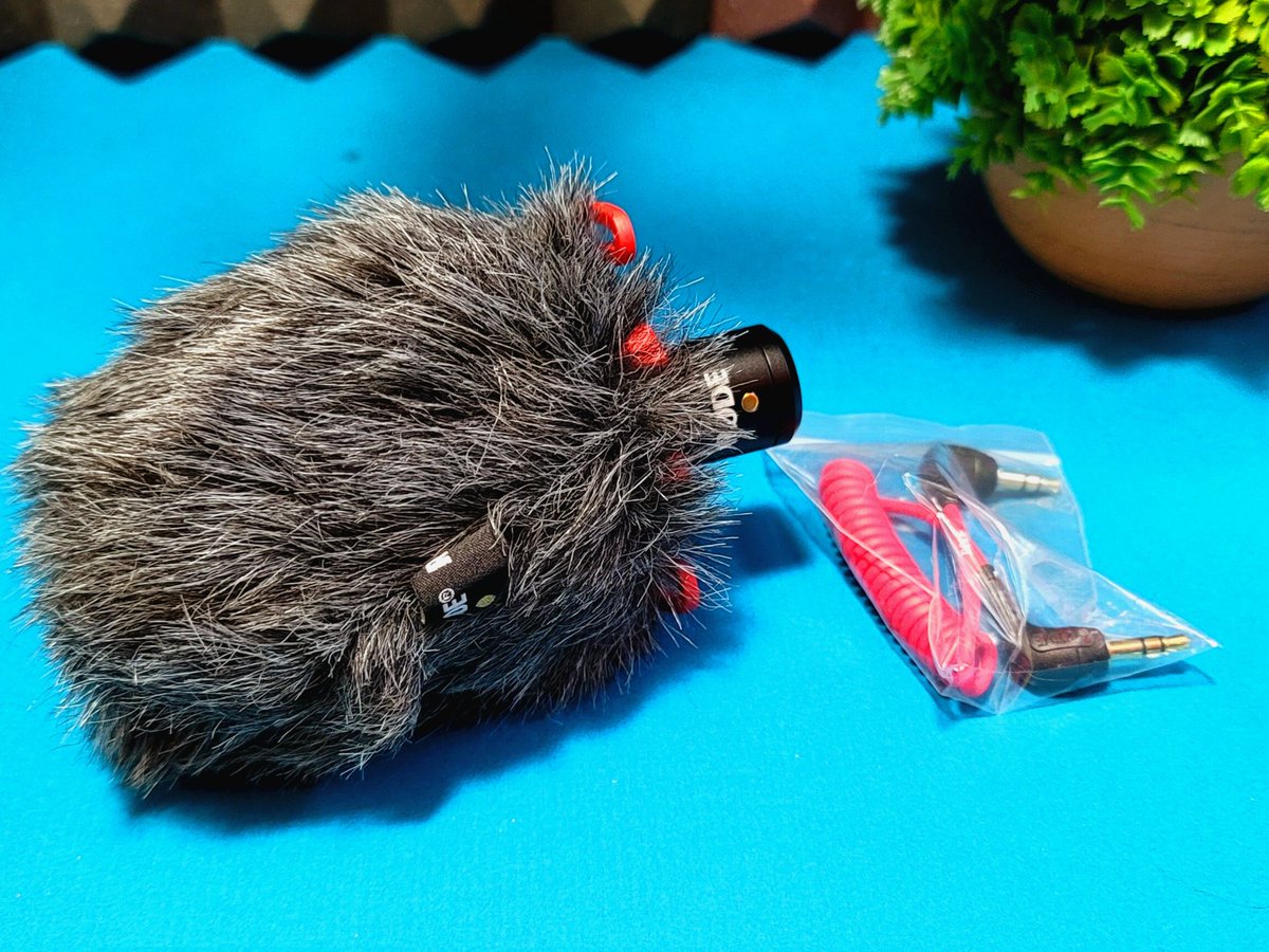 mytechreview_og's tweet image. Let's start using this little mic and have great audio while doing so. @rodemics #VideoMicro #Audio #creators #rode #vlogger