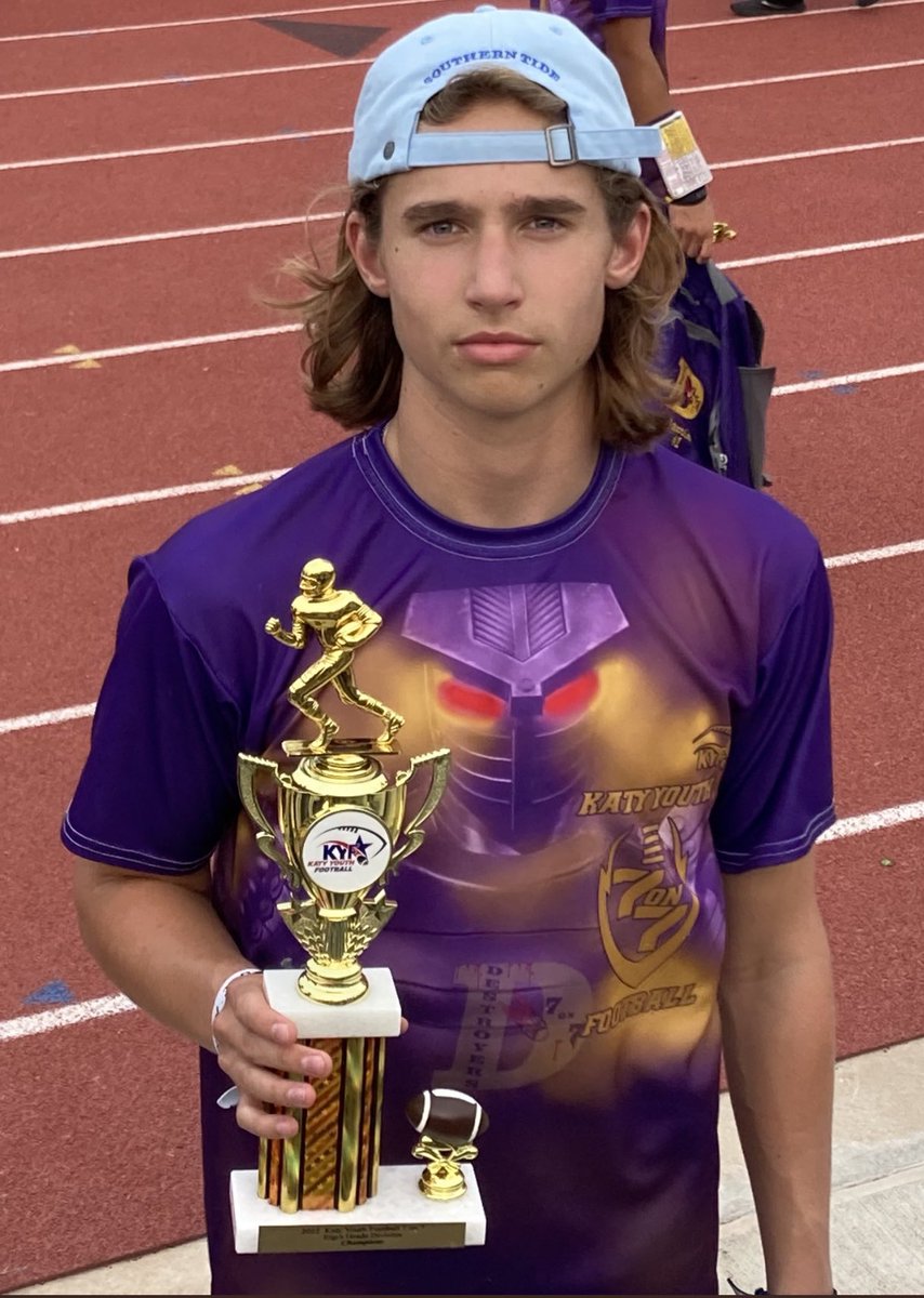 Destroyers7on7's tweet photo. Congratulations to our co-offensive Championship MVP’s @BlakeHamilton31 &amp; @Beau_Bryant12 Blake had 5 TD’s &amp; Beau had 13 TD’s and 0 interceptions. https://t.co/EFEfgD2Gxq