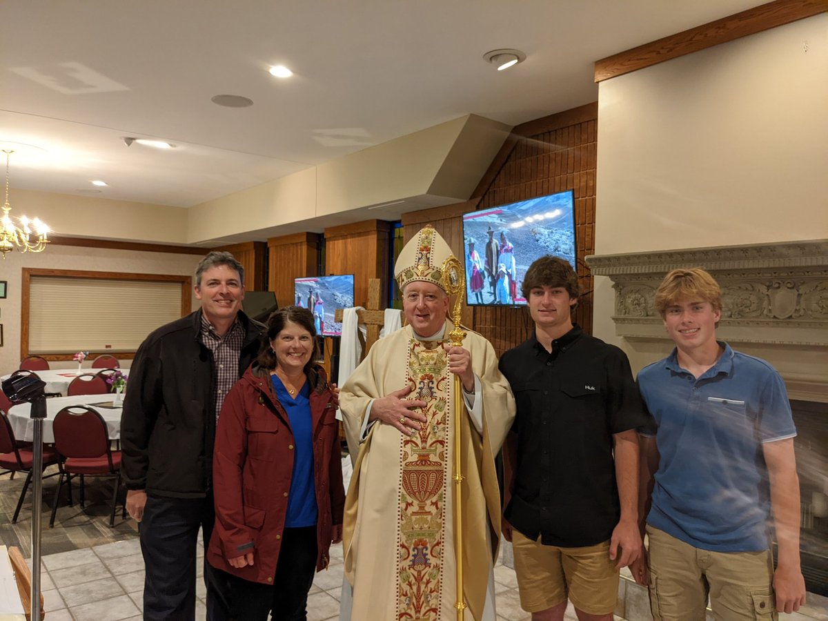 slindsey778's tweet photo. Met Archbishop Rozanski this evening. https://t.co/TQ6EkQBqds