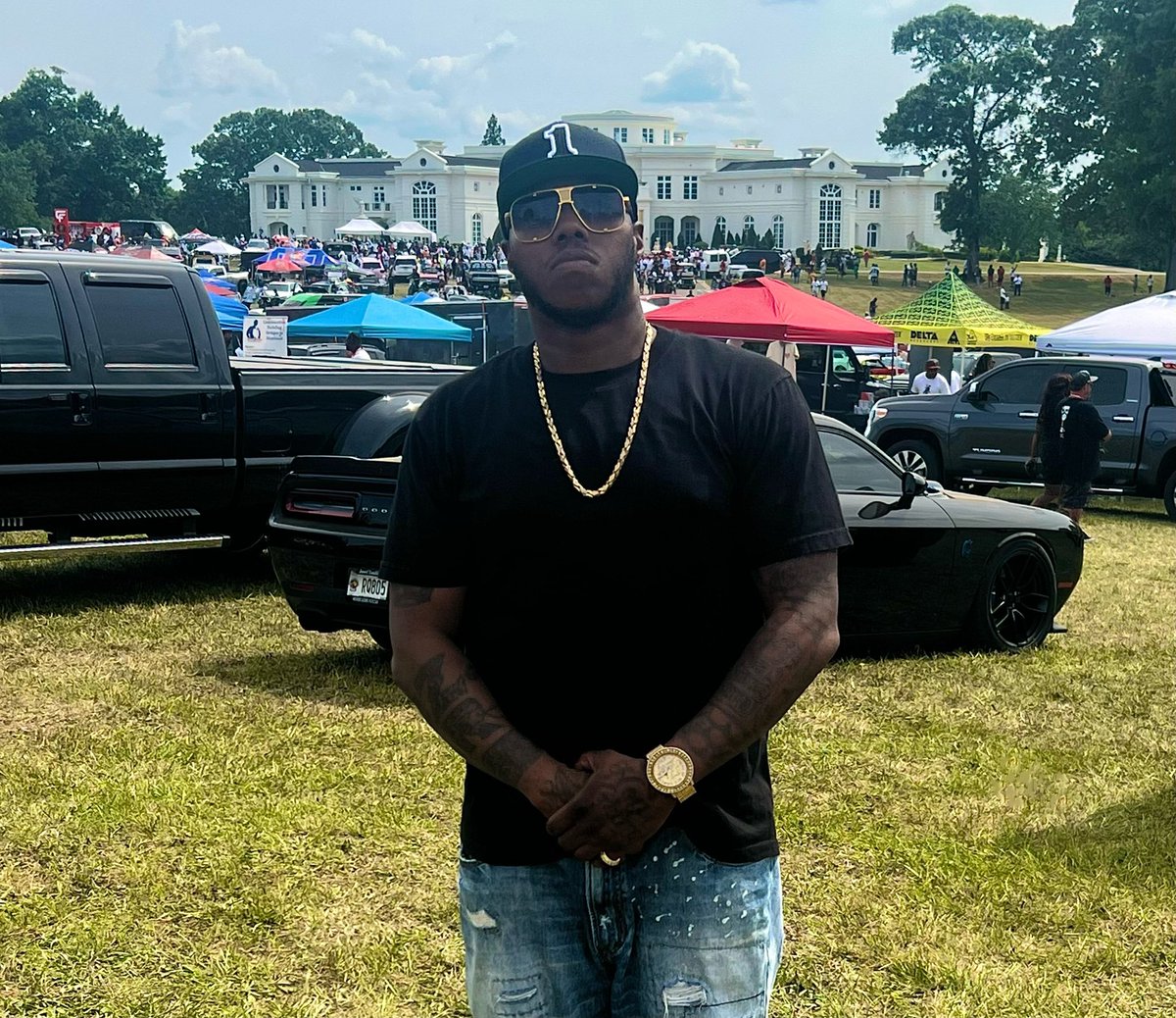 Carshow was dope! Salute <a href="/RickRoss/">Yung Rénzél 👑</a> #onedeepentertainment #od4l
