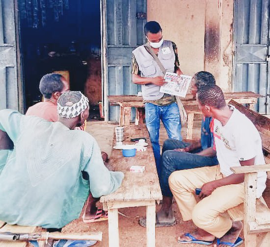 Boubacazed's tweet photo. PROJET WASH-NTD-DINGUIRAYE 

Dans le cadre de l’élimination du trachome en zone rurale, nos animateurs sont actifs dans les séances de sensibilisation des ménages pour expliquer les avantages d’adopter les règles d’hygiène.
#Tinkisso-#Sightsavers-#Dinguiraye https://t.co/EeJOz3Y3g3