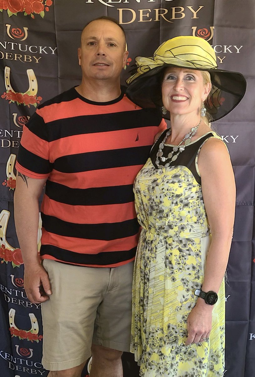 7Sustainer's tweet photo. Great event put on by Fort Irwin CSM/SGM 9ers Club. Laughs, fun, socializing and fellowship. Thanks Stephanie Morehouse Haydt  and Cicily Kea for putting this on; it was great. Fort Irwin Derby.@NTC_Lead07 @NTC_UPDATE https://t.co/bZsRTTpDpP