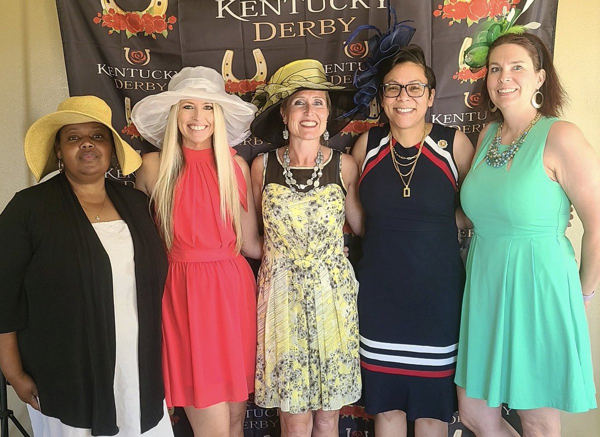 7Sustainer's tweet photo. Great event put on by Fort Irwin CSM/SGM 9ers Club. Laughs, fun, socializing and fellowship. Thanks Stephanie Morehouse Haydt  and Cicily Kea for putting this on; it was great. Fort Irwin Derby.@NTC_Lead07 @NTC_UPDATE https://t.co/bZsRTTpDpP