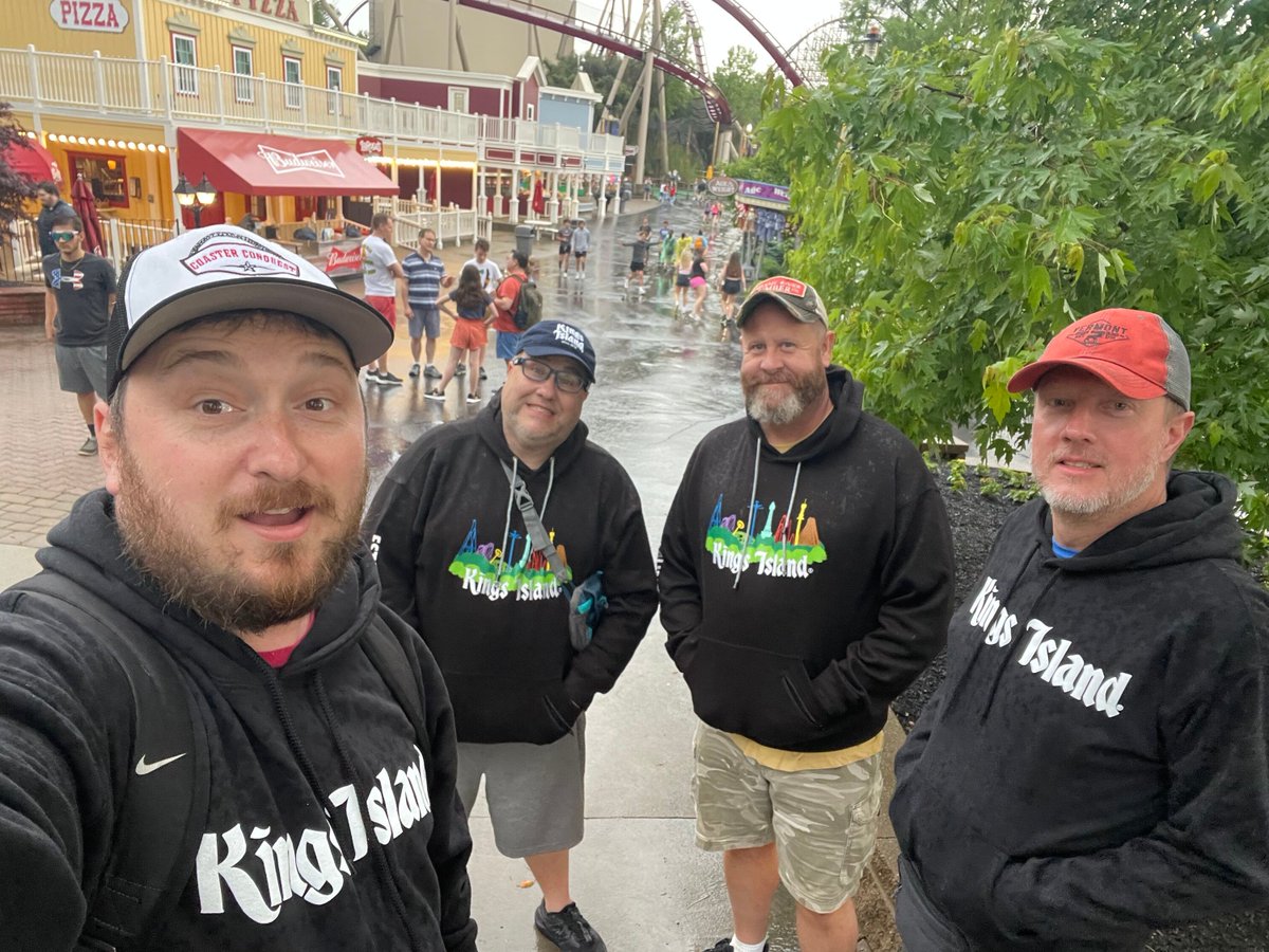 inamusements's tweet photo. Coasterstock rite of passage: Wait out the rain!
#Coasterstock2022 #KI50 #KingsIsland #AmusementPark #ThrillRides #InsideAmusements https://t.co/bAjnIbNFXw