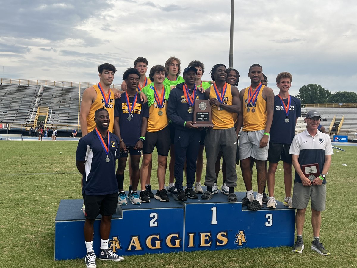 Coach_Crom's tweet photo. We gave it all we had.  Boys will take 2nd and are your NCHSAA 4A State Runners Up. #SpartanStrong https://t.co/6m3QDkkkyY